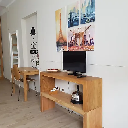 坎普罗通酒店 招待所 Tavernerio